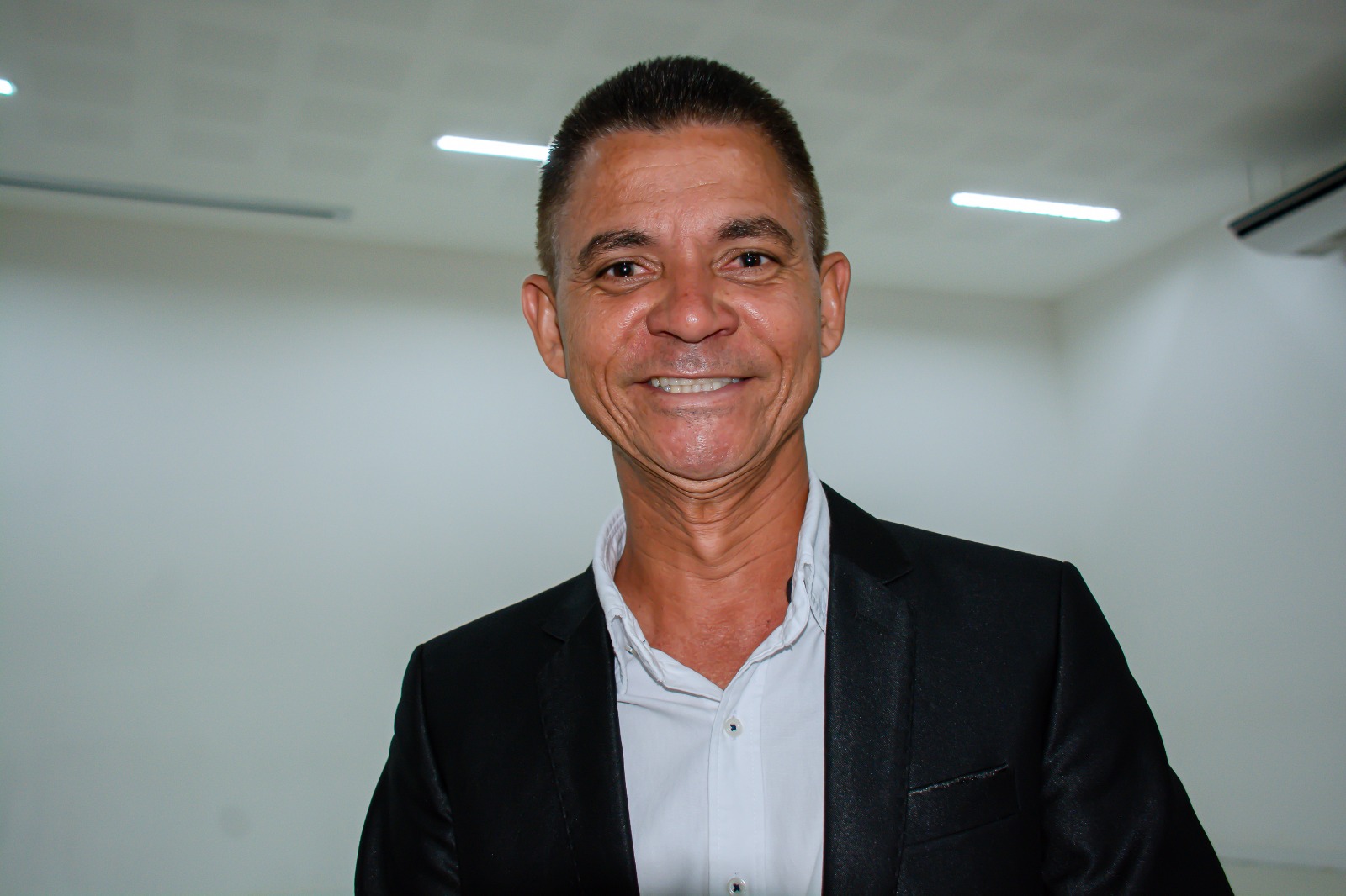 Prefeitura de Lauro de Freitas prestigia cerimônia de passagem de comando da 52ª CIPM