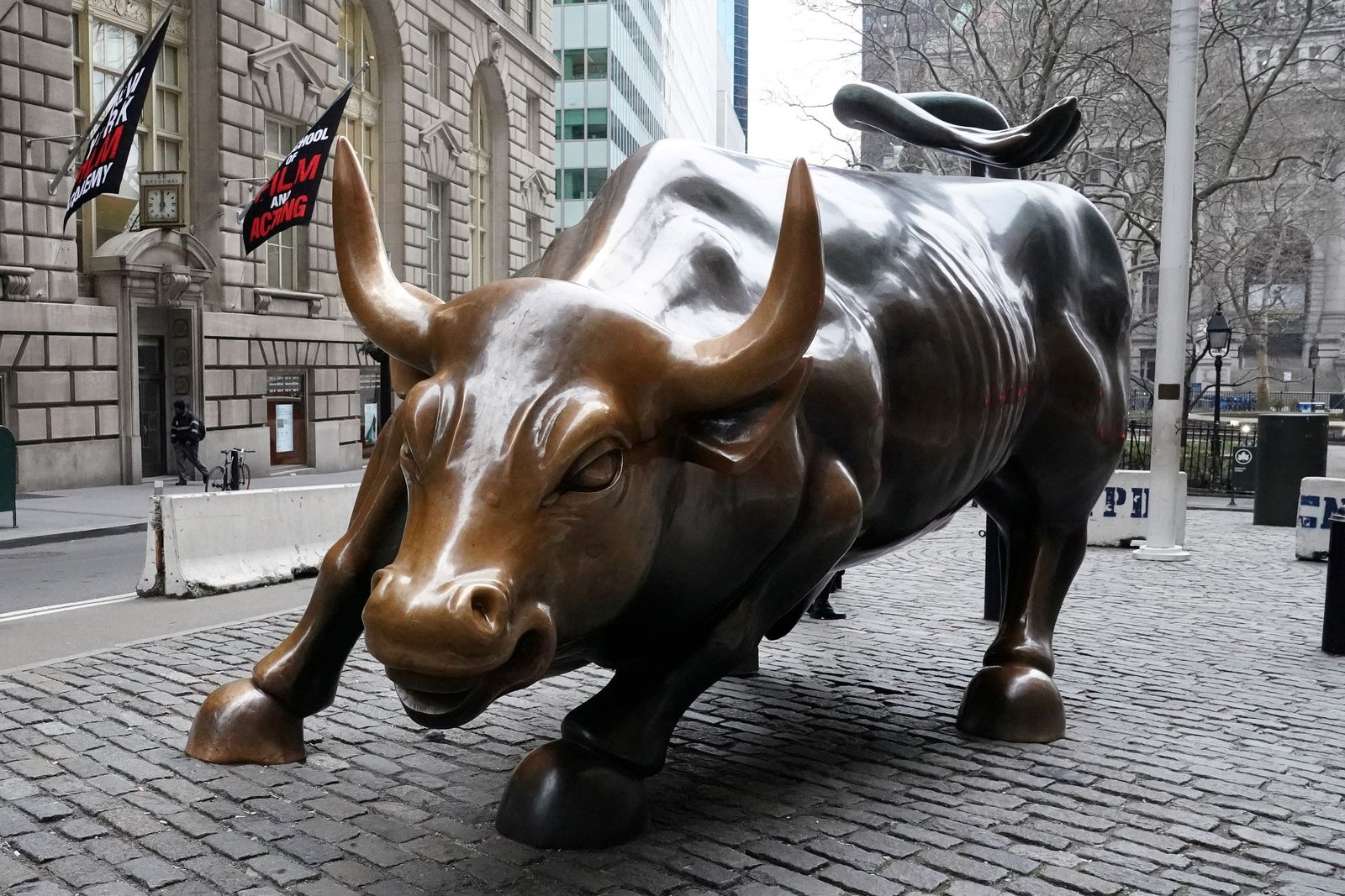 bolsas-de-nova-york-fecham-em-queda-em-meio-a-temores-de-ataque-dos-eua-contra-o-ira