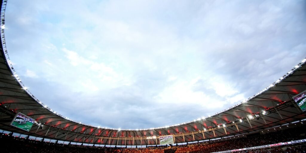 Justiça proíbe Torcida Jovem do Flamengo de ir a estádios de futebol