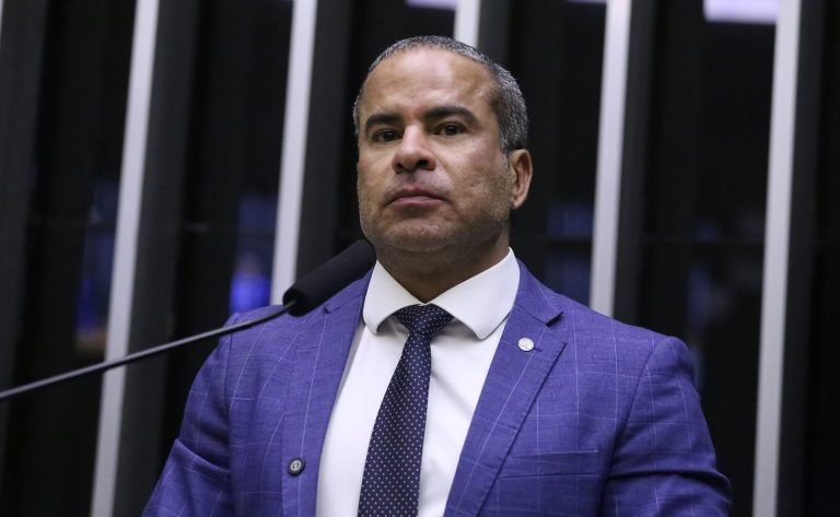 Discussão e votação de propostas legislativas. Dep. Fred Linhares (REPUBLICANOS-DF)