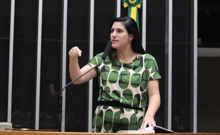 Discussão e votação de propostas legislativas. Dep. Chris Tonietto (PL - RJ)