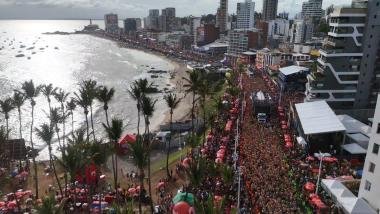 Com 12 milhões de foliões nas ruas, Carnaval de Salvador termina sem morte violenta pelo terceiro ano consecutivo | SSP
