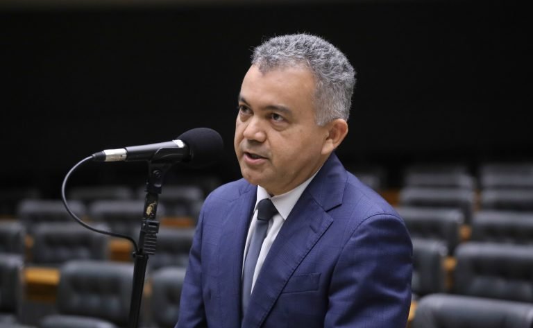 Votação de propostas legislativas. Dep. Cleber Verde (MDB-MA)