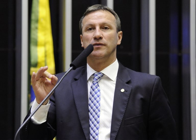 Ordem do dia para discussão e votação de diversos projetos. Dep. Ubiratan Sanderson (PSL - RS)