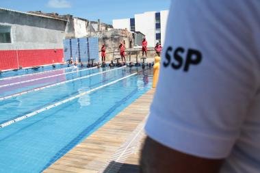 Assistência Militar participa de atividade de aprimoramento em salvamento aquático no Bmar | SSP