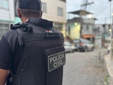 DRFRV desarticula grupo criminoso e prende suspeitos de roubo em supermercado | SSP