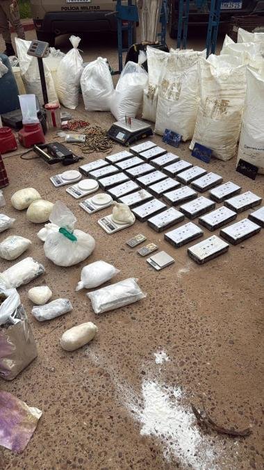 Laboratório é desarticulado com mais de uma tonelada de drogas em Juazeiro | SSP