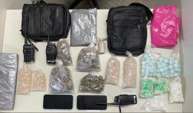 PM prende cinco suspeitos de tráfico em Macaúbas | SSP