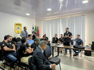 Servidores da Polícia Civil participam de curso na Dirpin em Vitória da Conquista | SSP
