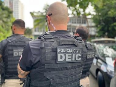 Casal suspeito de duplo homicídio é preso em Itapuã em desdobramentos da Operação Zimmer | SSP